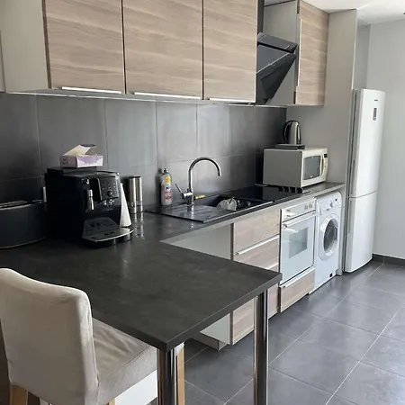 Neuf, 2 Chambres, Terrasse Plein Sud A アパート